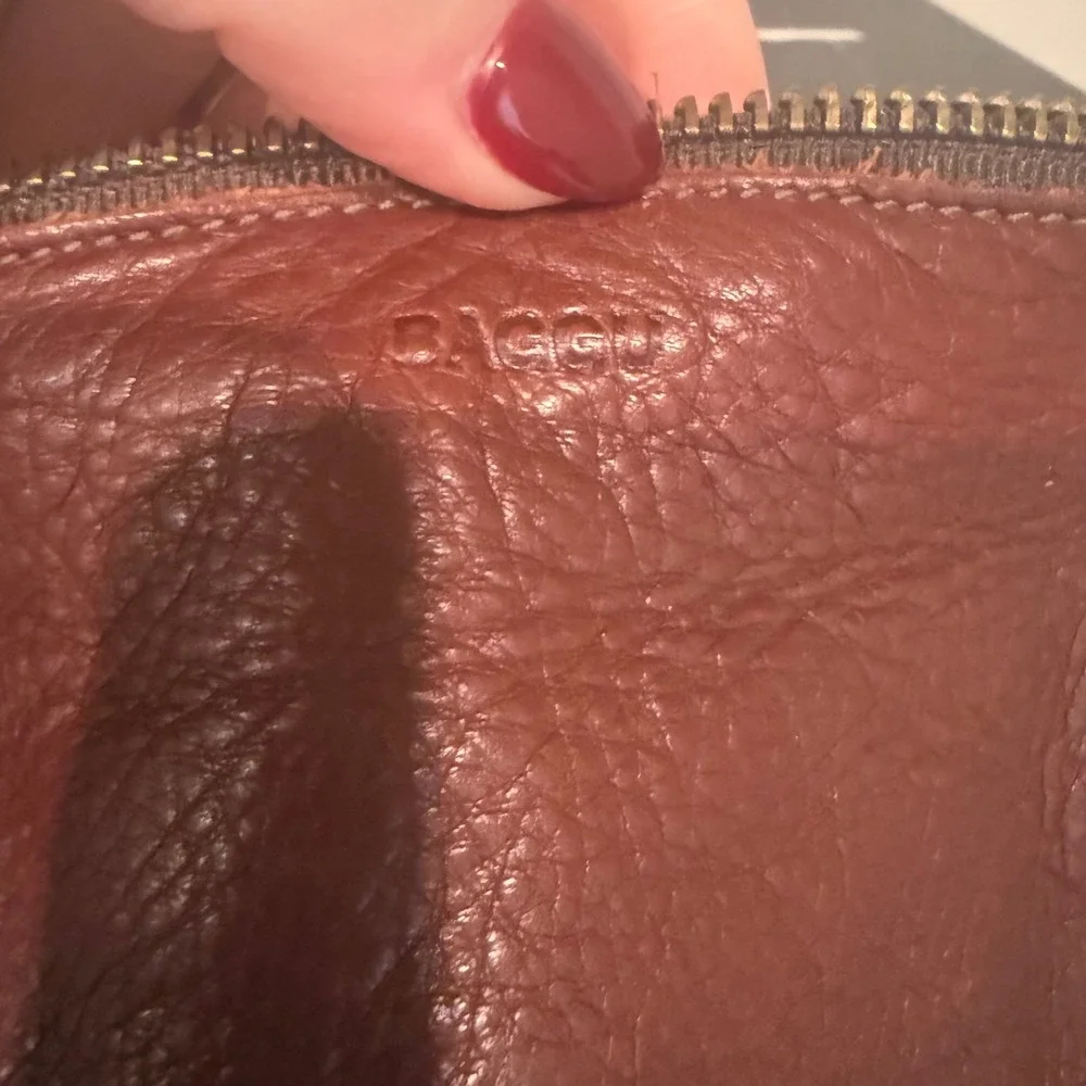Baggu Leather Pouch Women OS Brown Excellent Milled Leather Made in USA Zipper
